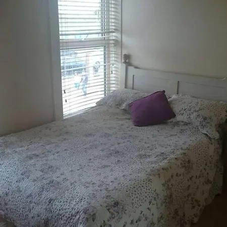 Avoca's Summer Nook *