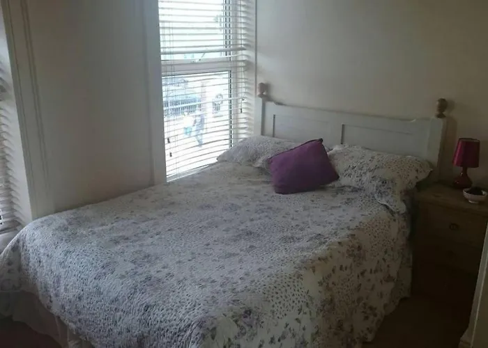 Avoca's Summer Nook *