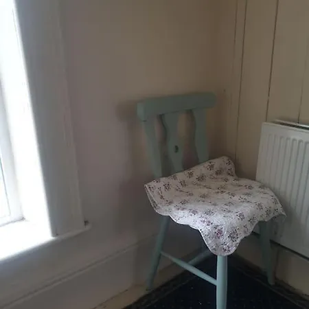 بيت ضيافة Avoca's Summer Nook